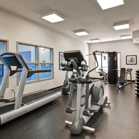 Canalta Hotel Moosomin Екстериор снимка